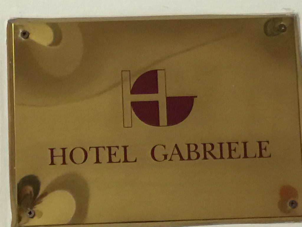 רומא Hotel Gabriele מראה חיצוני תמונה