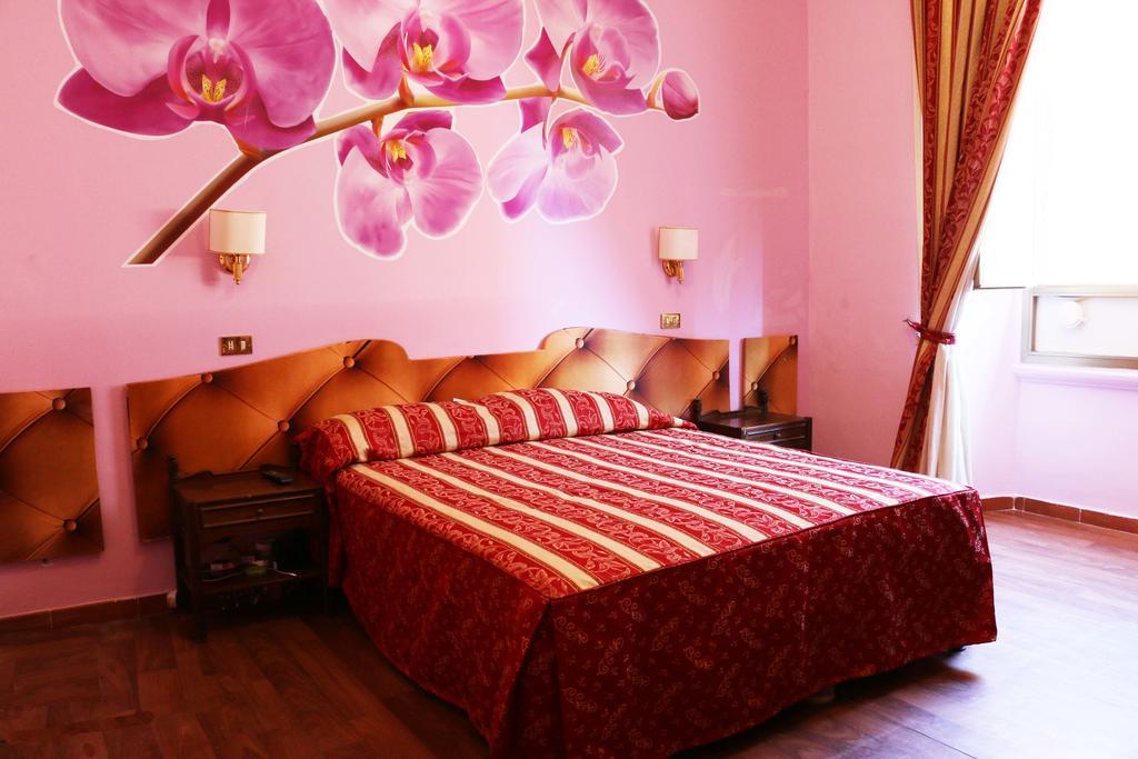 רומא Hotel Gabriele מראה חיצוני תמונה