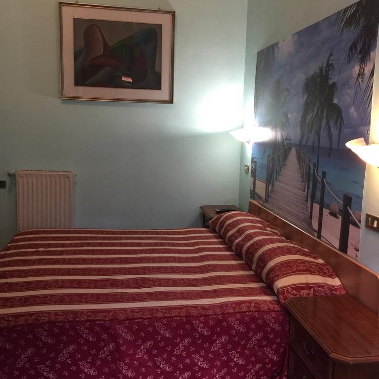 רומא Hotel Gabriele מראה חיצוני תמונה
