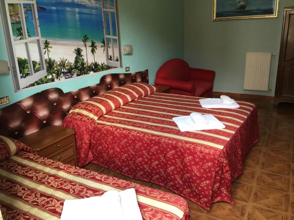 רומא Hotel Gabriele מראה חיצוני תמונה
