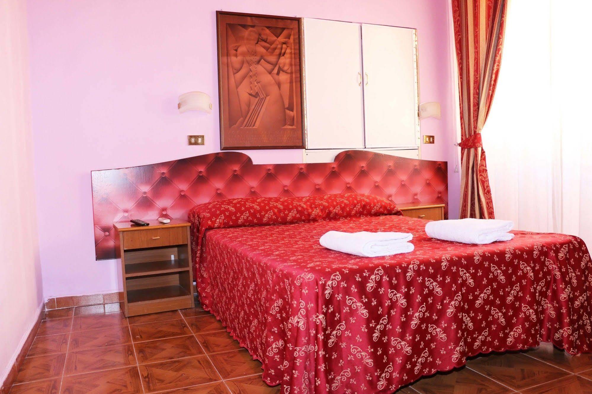 רומא Hotel Gabriele מראה חיצוני תמונה