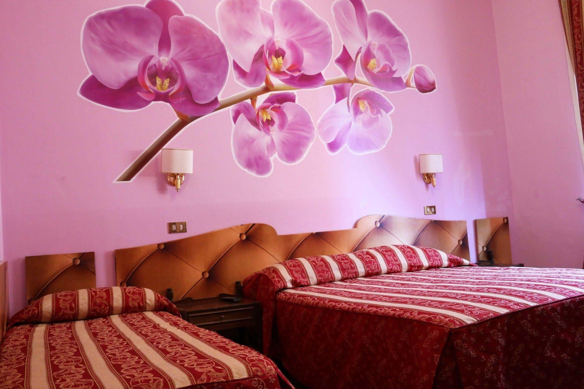רומא Hotel Gabriele מראה חיצוני תמונה